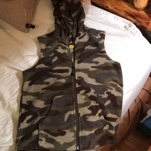 Boys camo cabelas vest